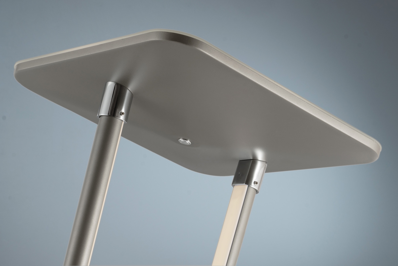 Dana Court Silver Floor Lamp - Thumbnail - Image 3