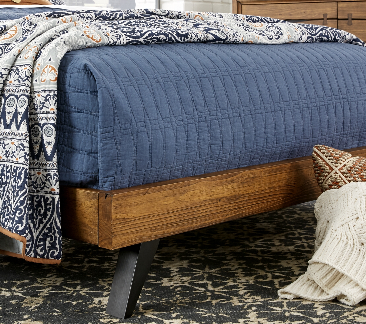 Dana Point Brown 7 Pc King Panel Bedroom - Thumbnail - Image 5