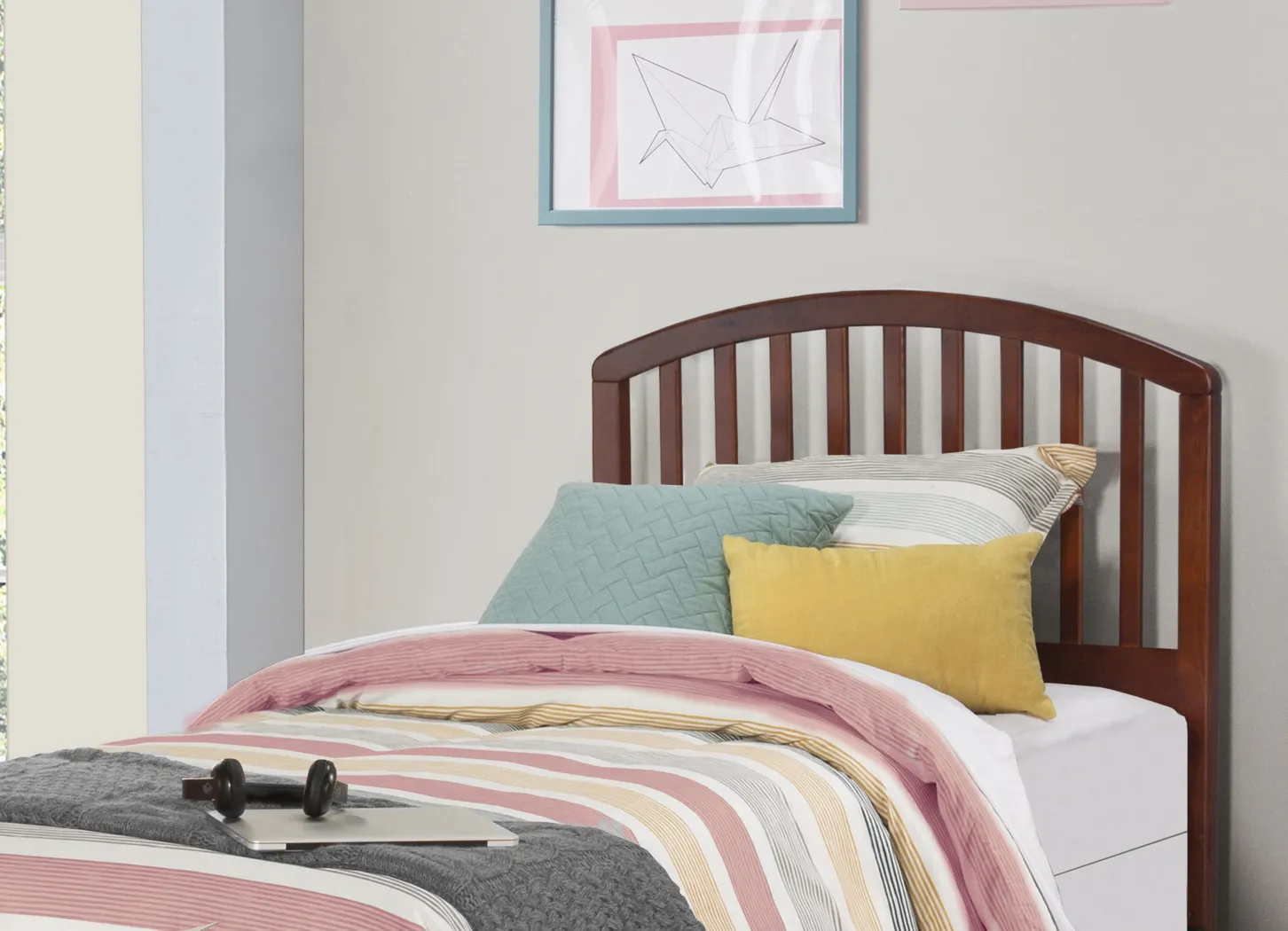 Daniva Brown Twin Headboard - Thumbnail - Image 2