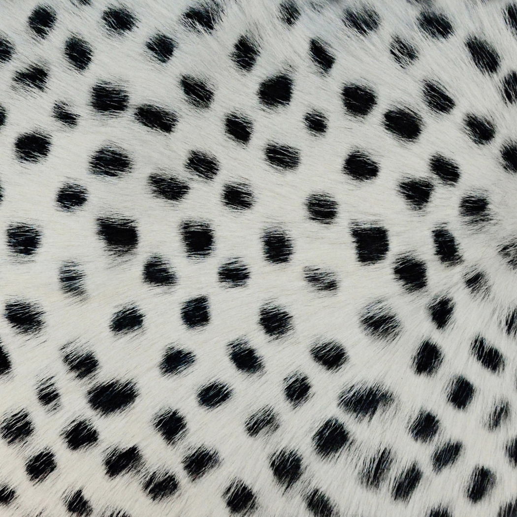 Darcy Elle II White Pillow - Thumbnail - Image 2