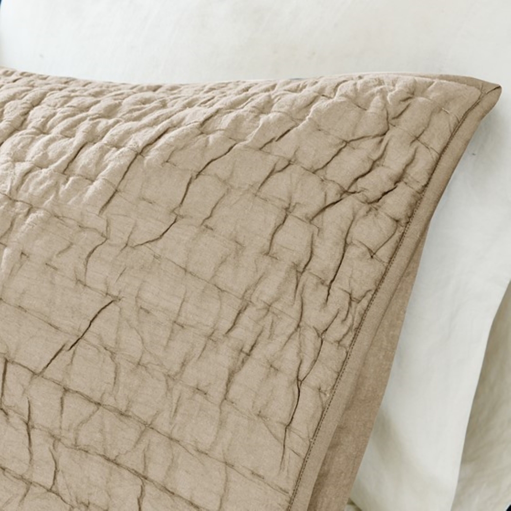 Dariox Beige 3 pc King Quilt Set - Thumbnail - Image 5