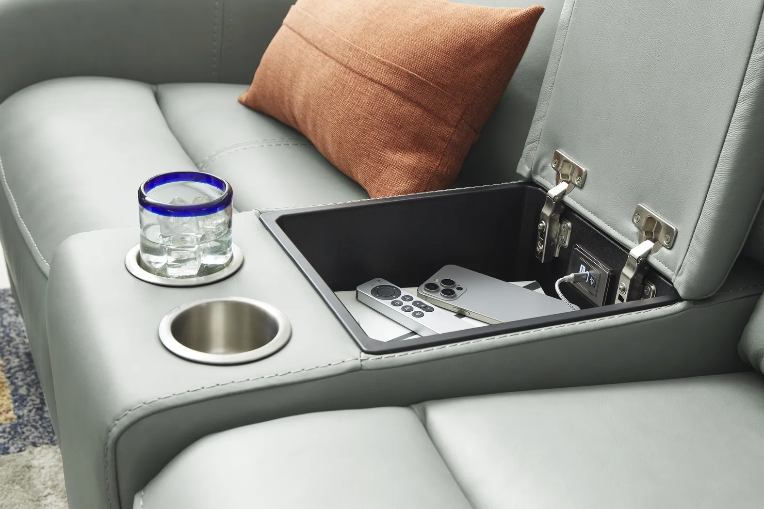 Davidson Artic Leather Dual Power Reclining Console Loveseat - Thumbnail - Image 4