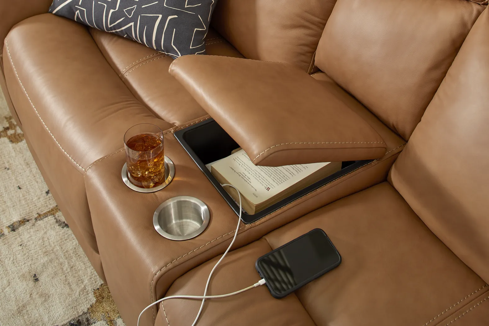 Davidson Caramel Leather 7 Pc Dual Power Reclining Living Room - Thumbnail - Image 16