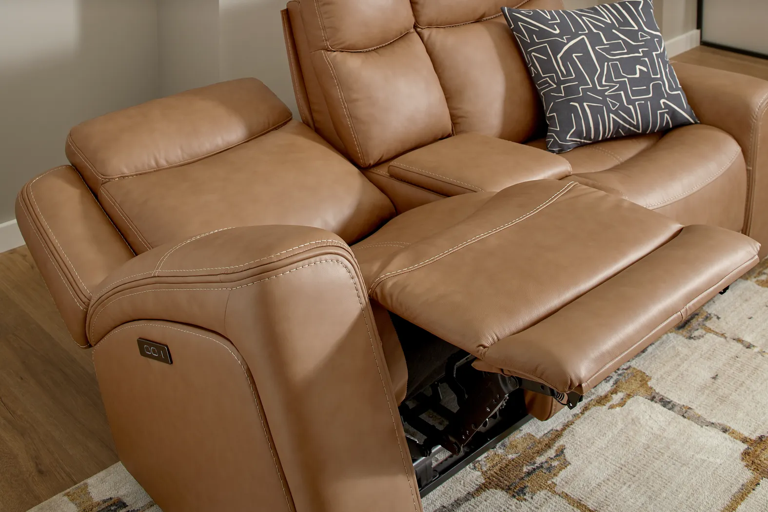 Davidson Caramel Leather 8 Pc Dual Power Reclining Living Room - Thumbnail - Image 16