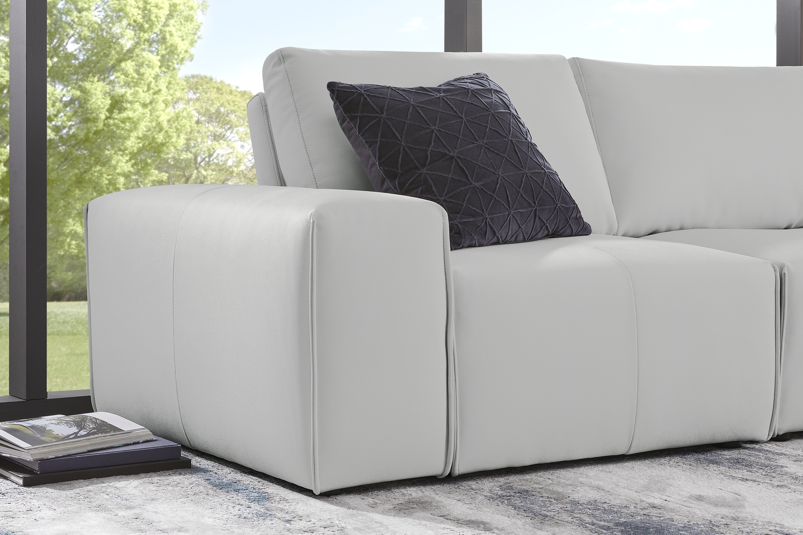 Davis Park Platinum 5 Pc Sectional - Thumbnail - Image 4