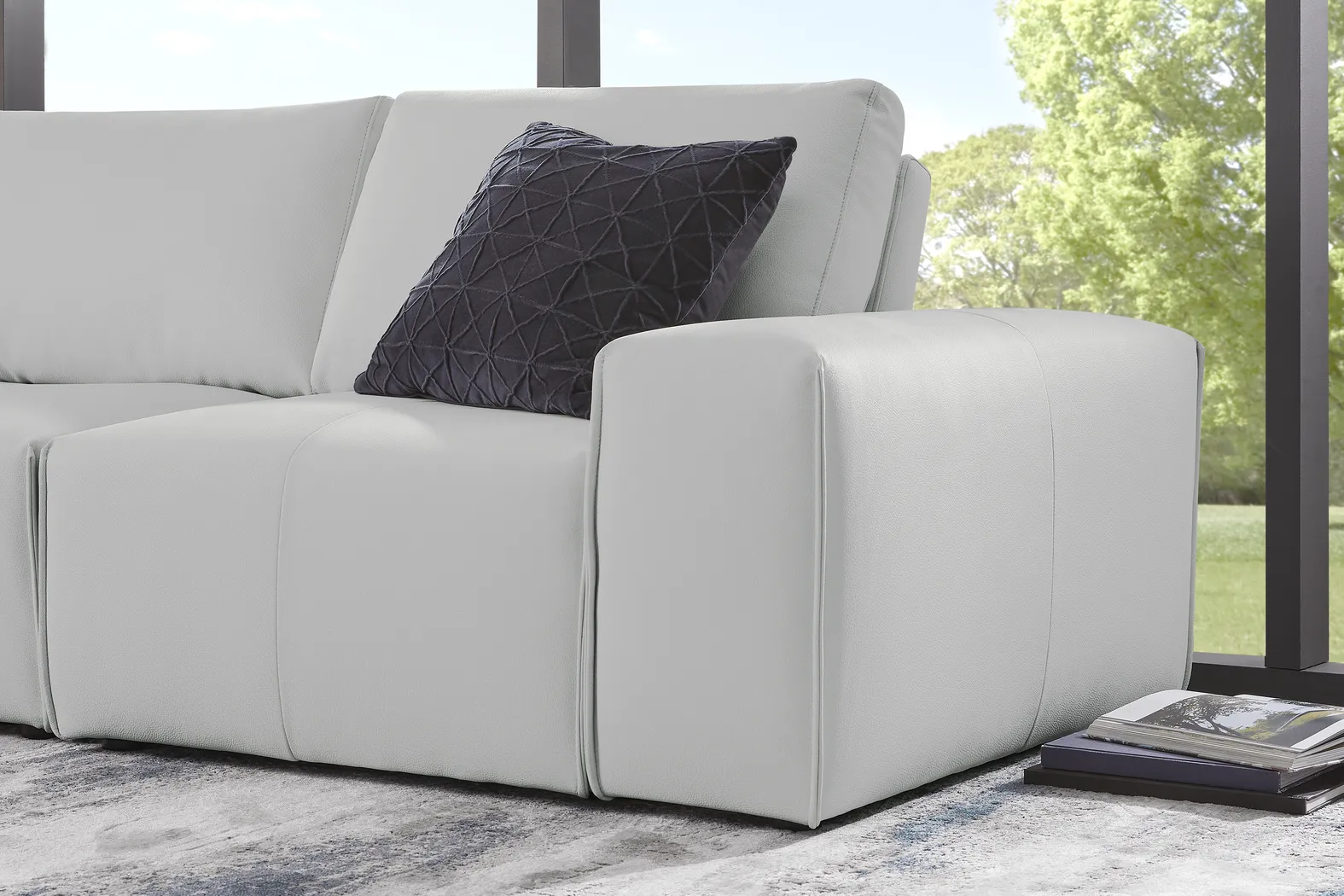 Davis Park Platinum 6 Pc Sectional - Thumbnail - Image 4