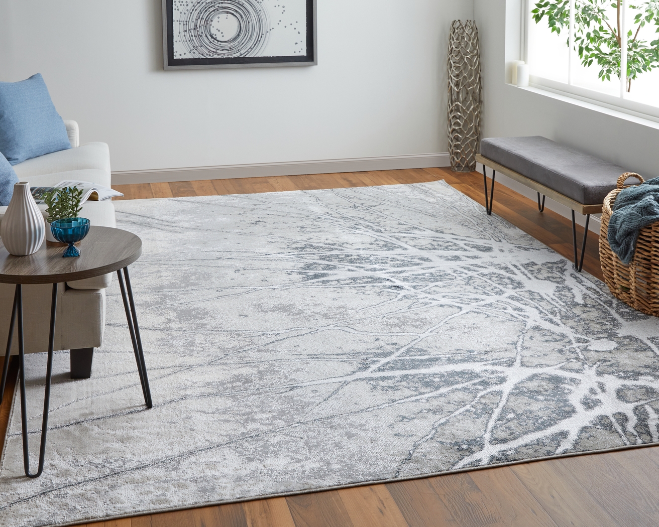 Daymere Silver 5' x 8' Rug - Thumbnail - Image 7