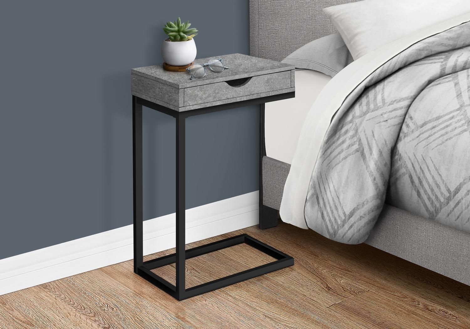 Dayshia Gray Accent Table - Thumbnail - Image 6