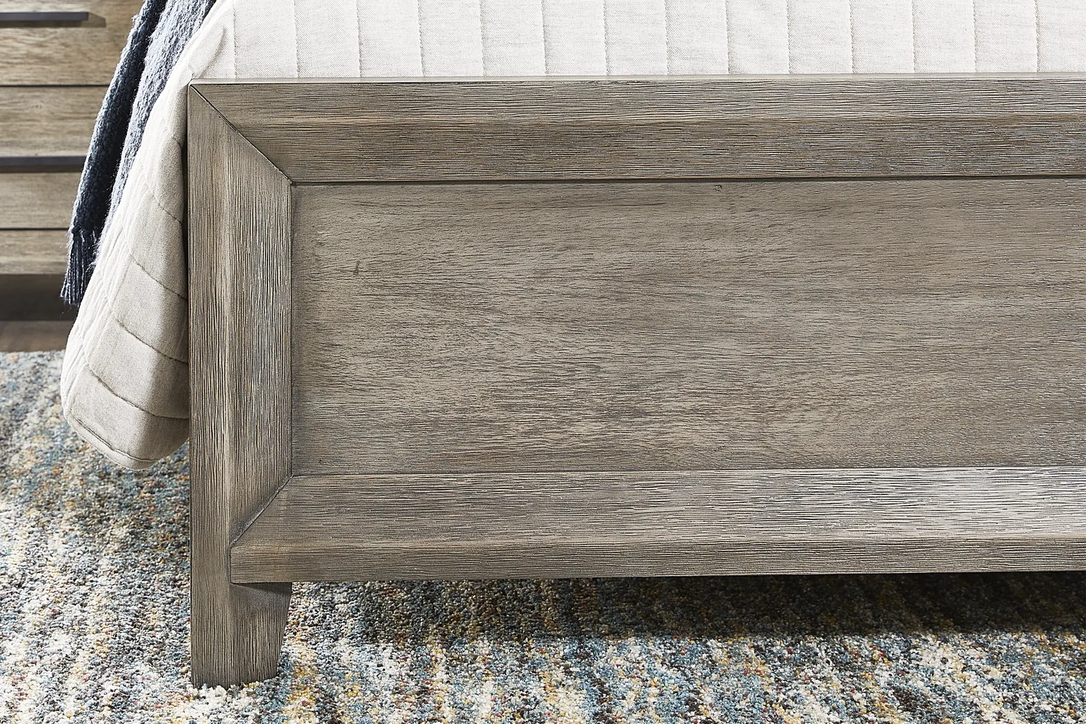 Dayton Place Gray 5 Pc Queen Bedroom - Thumbnail - Image 4