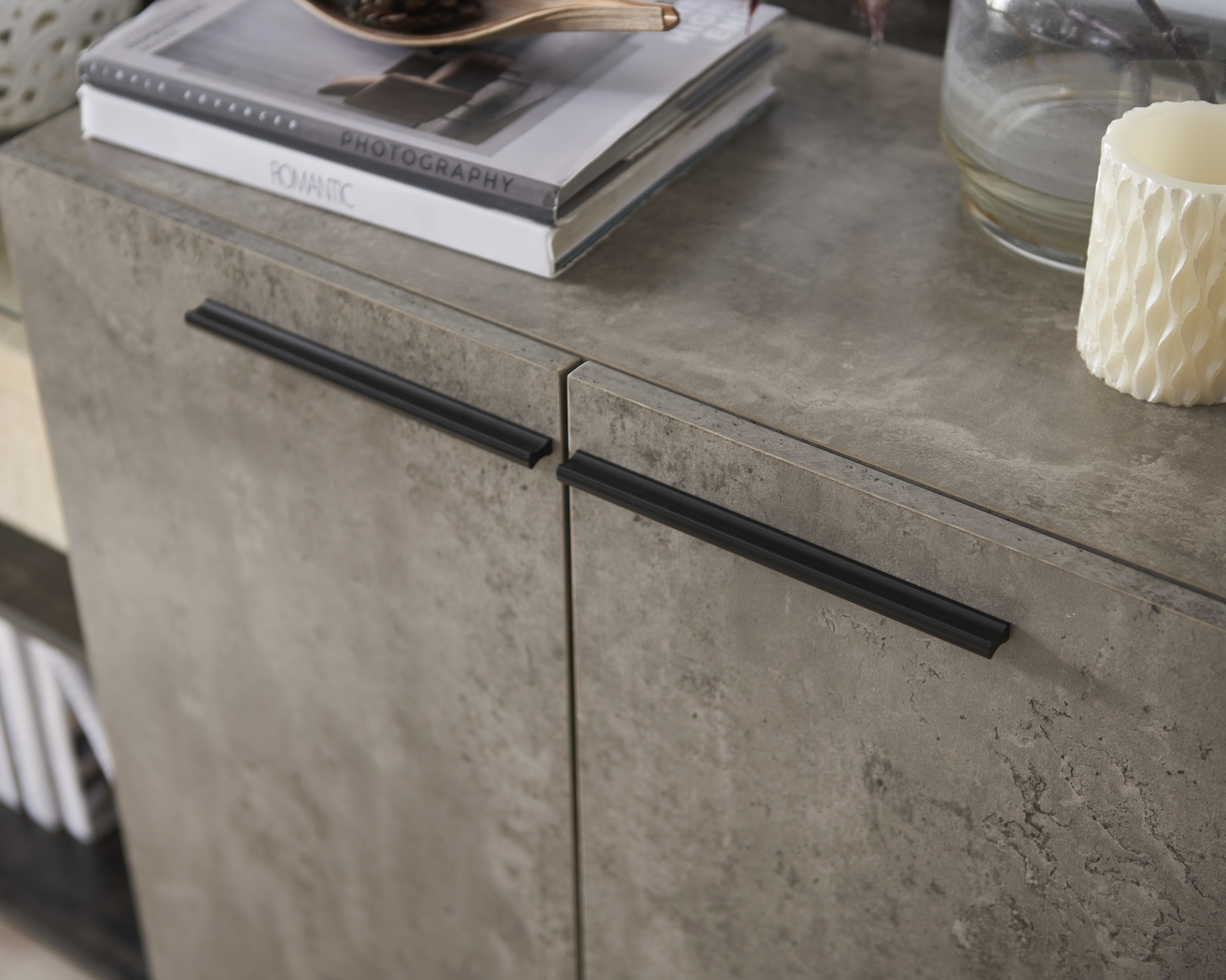 Debore Black Server - Thumbnail - Image 5