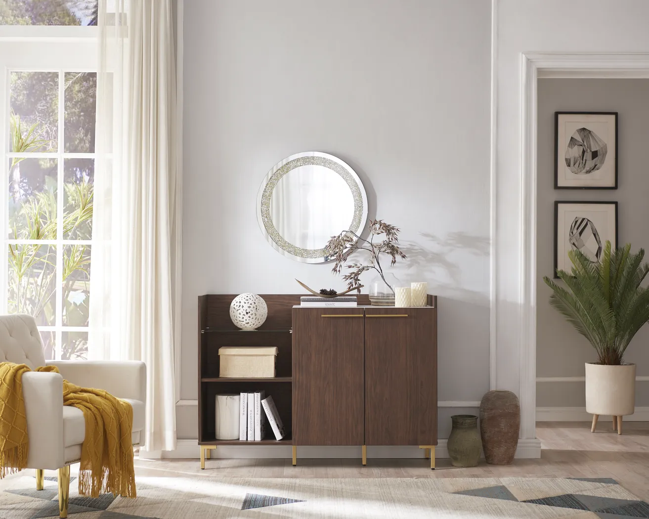 Debore Brown Server - Thumbnail - Image 2