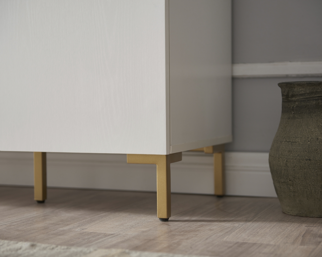 Debore White Server - Thumbnail - Image 5