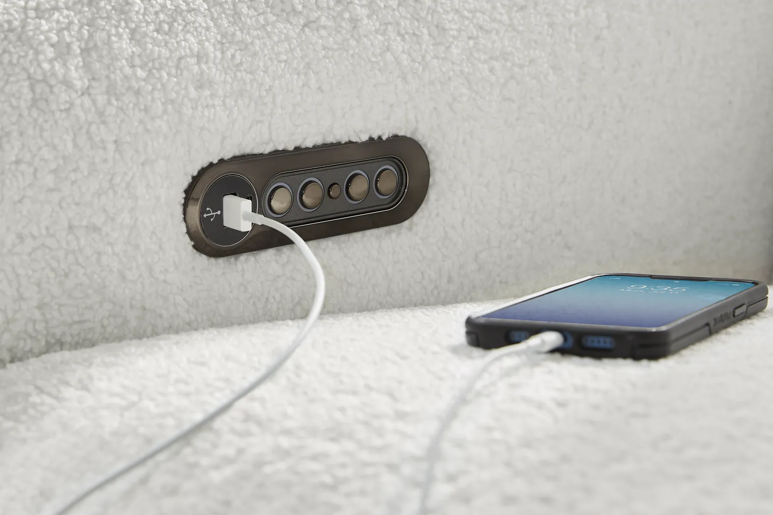 Deerfield White 2 Pc Dual Power Reclining Living Room - Thumbnail - Image 11