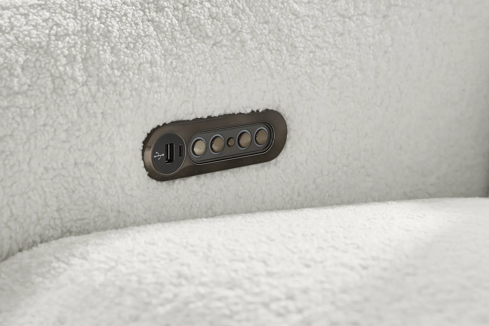 Deerfield White 2 Pc Dual Power Reclining Living Room - Thumbnail - Image 6