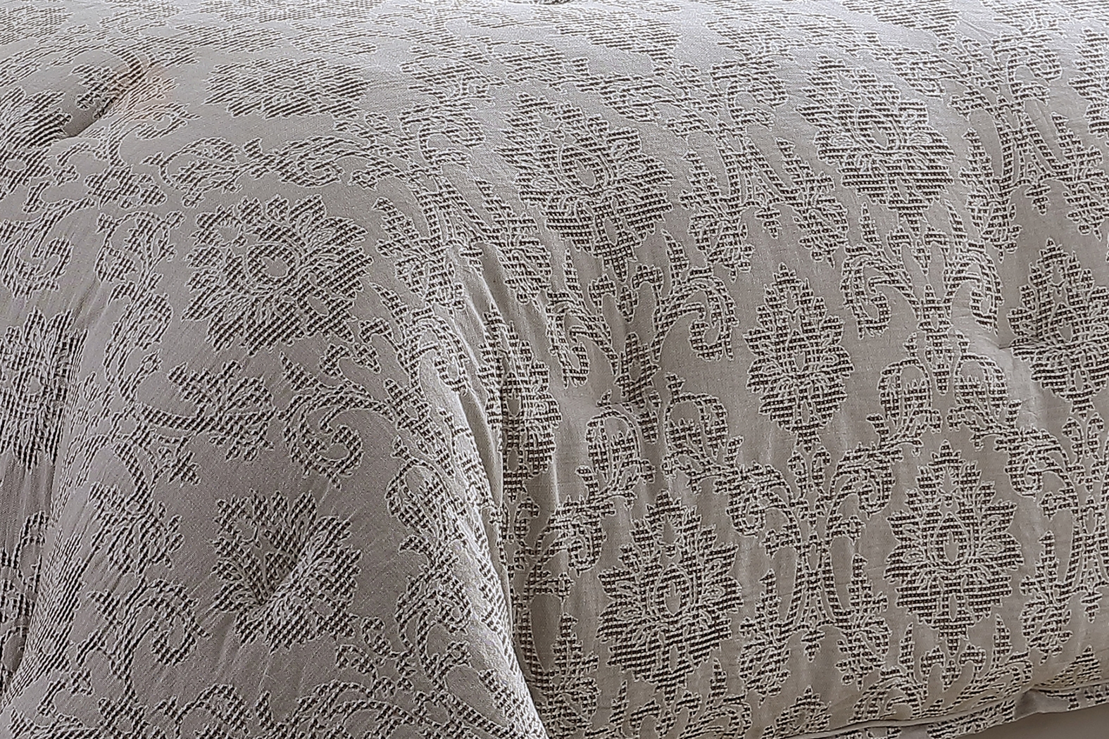 Defremeny Beige 9 Pc Queen Comforter Set - Thumbnail - Image 3