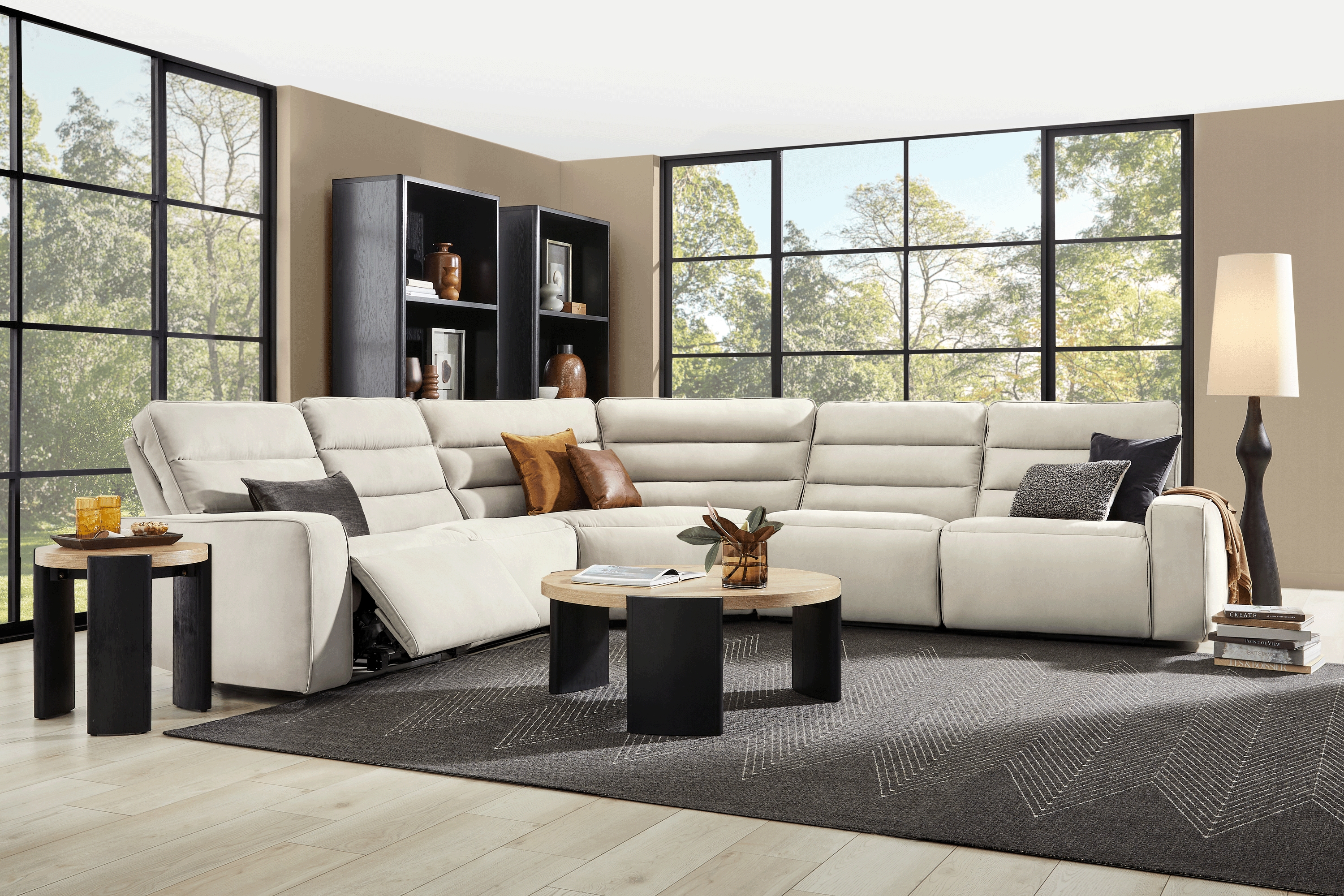 Del Mar Ivory 5 Pc Dual Power Sectional - Thumbnail - Image 2