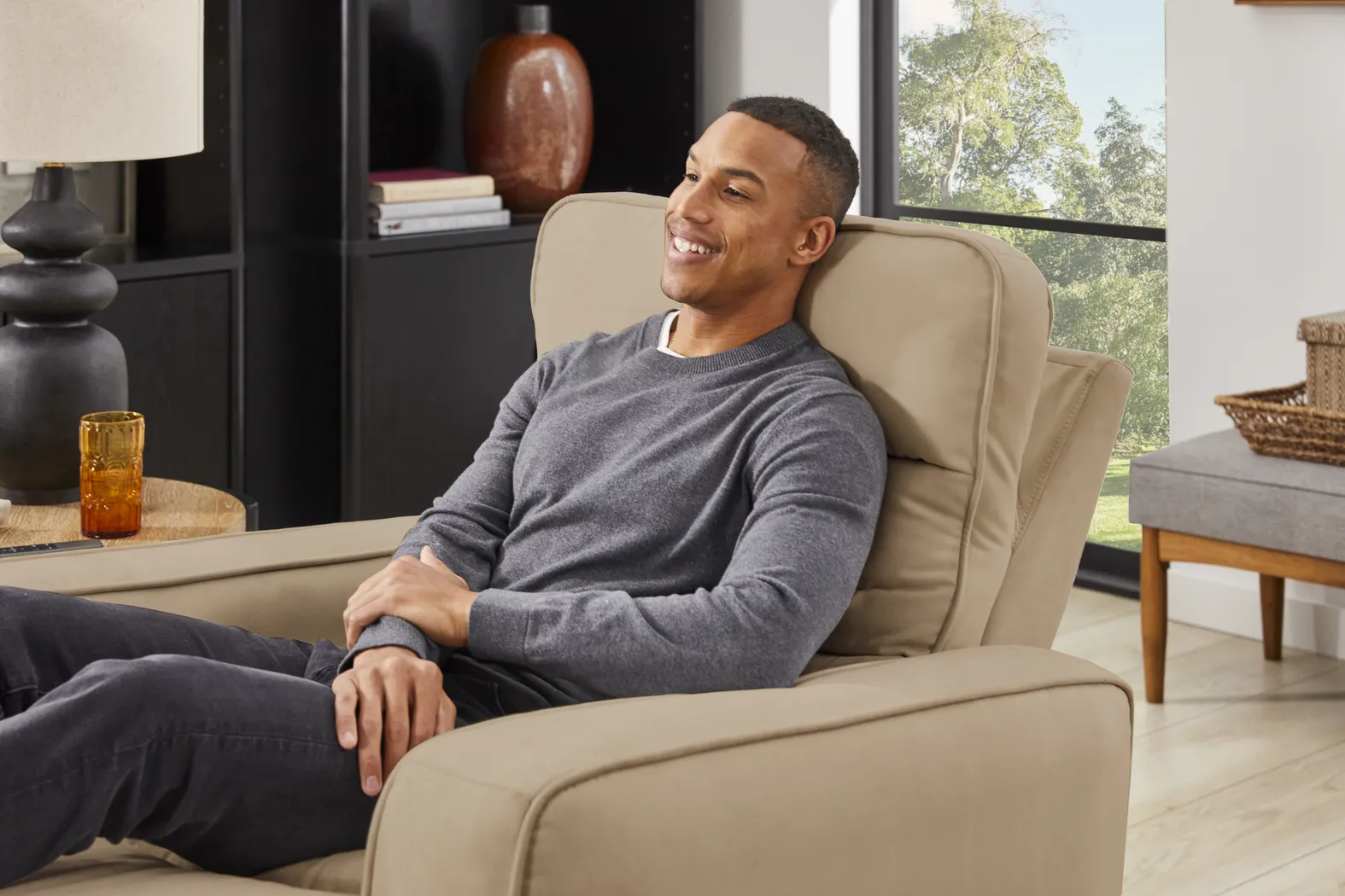 Del Mar Sand Dual Power Recliner - Image 7
