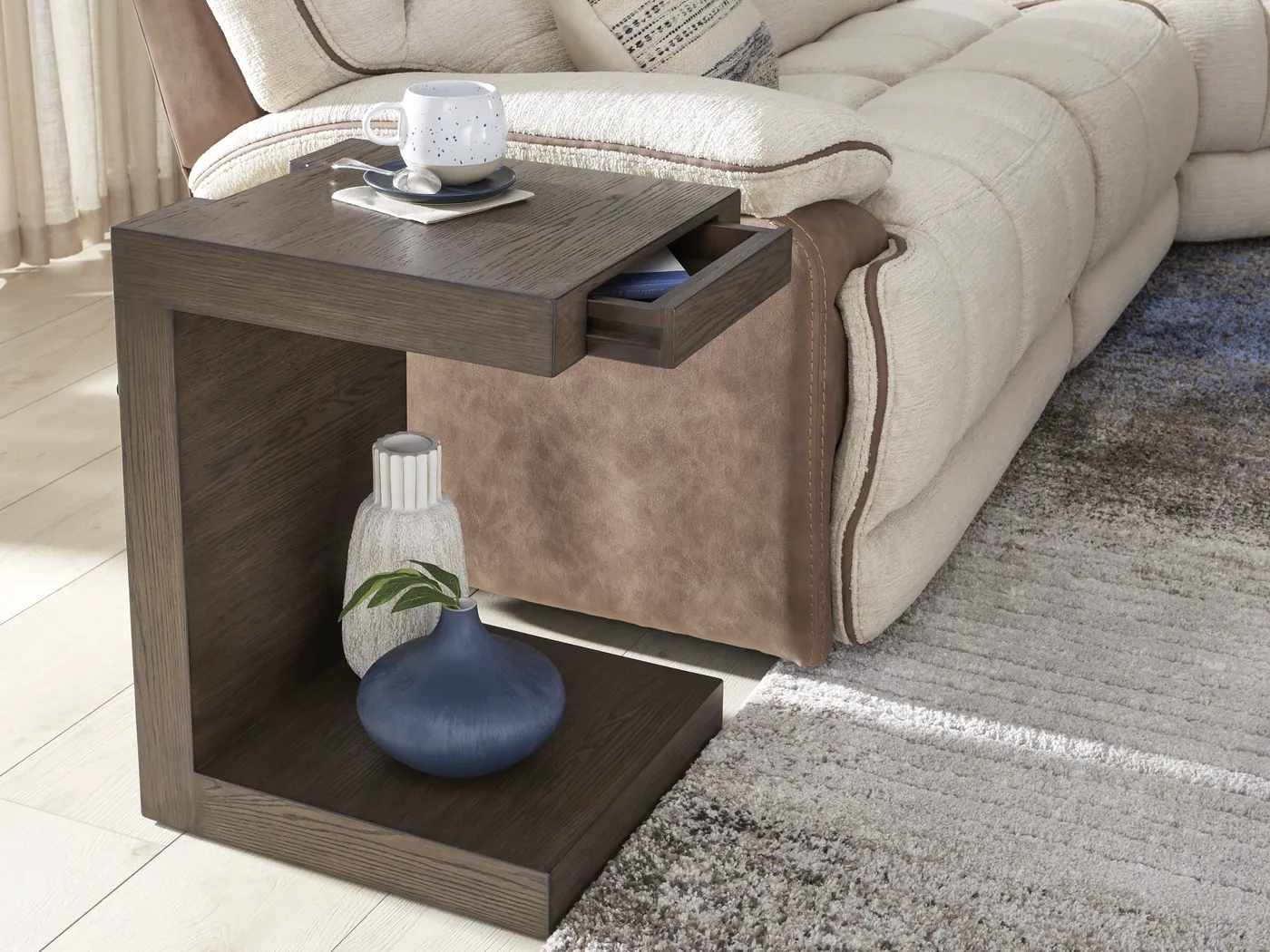 Delano Brown 3 Pc Table Set with USB - Image 7