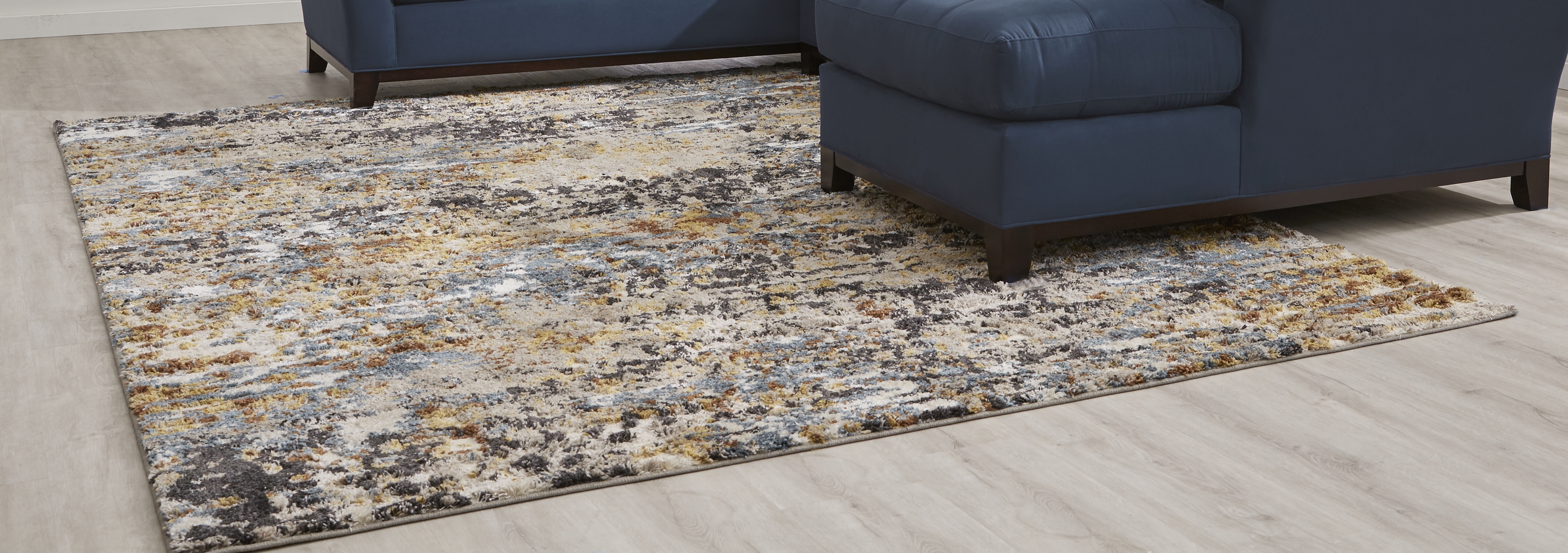 Delarosa Gray 5 x 8 Rug - Thumbnail - Image 2