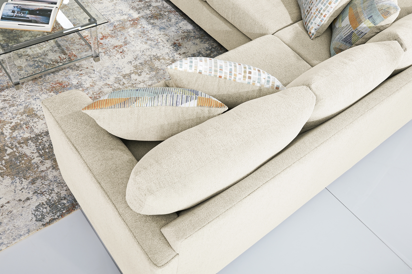 Delcrest White 5 Pc Sleeper Sectional Living Room - Thumbnail - Image 5