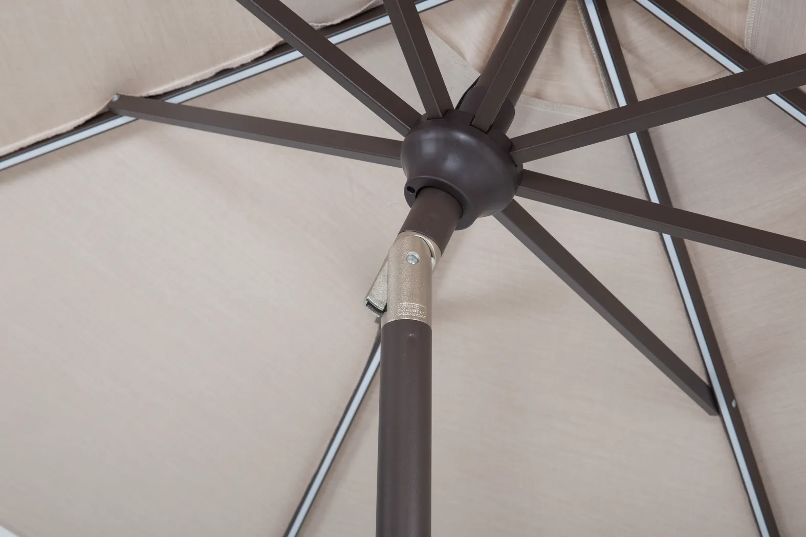 Della Luna Bronze Finish 9' Octagon Flax Outdoor Lighted Umbrella - Image 5