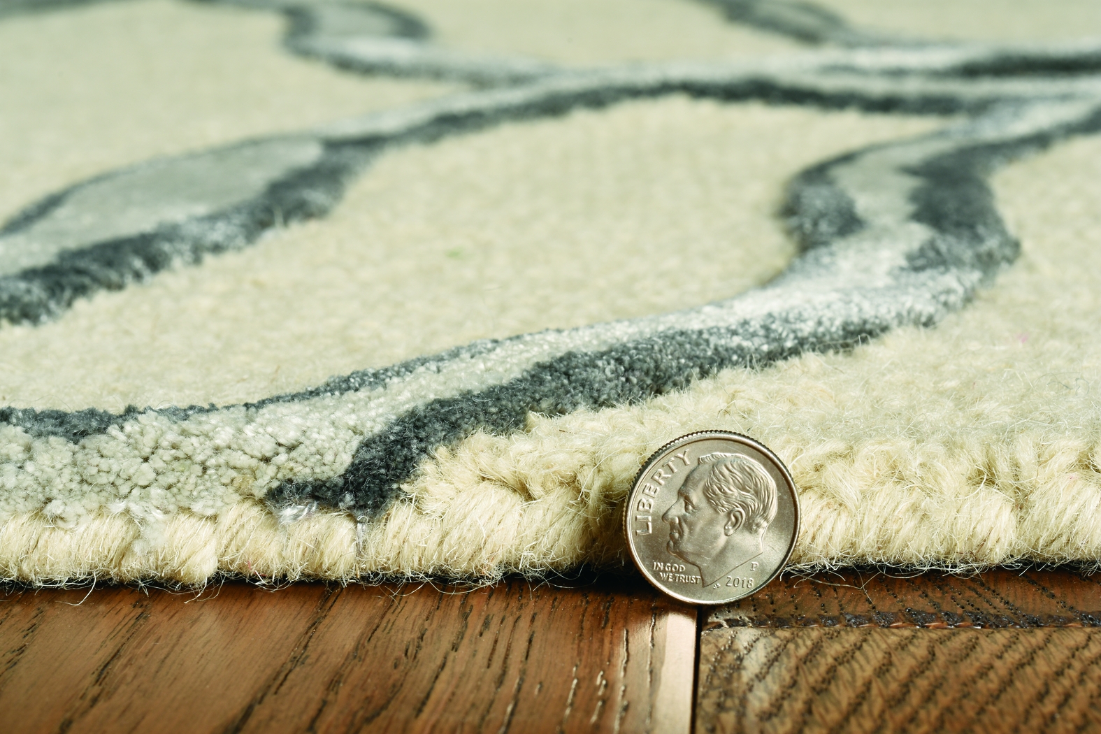 Delorwin Gray 5' x 7' Rug - Thumbnail - Image 4