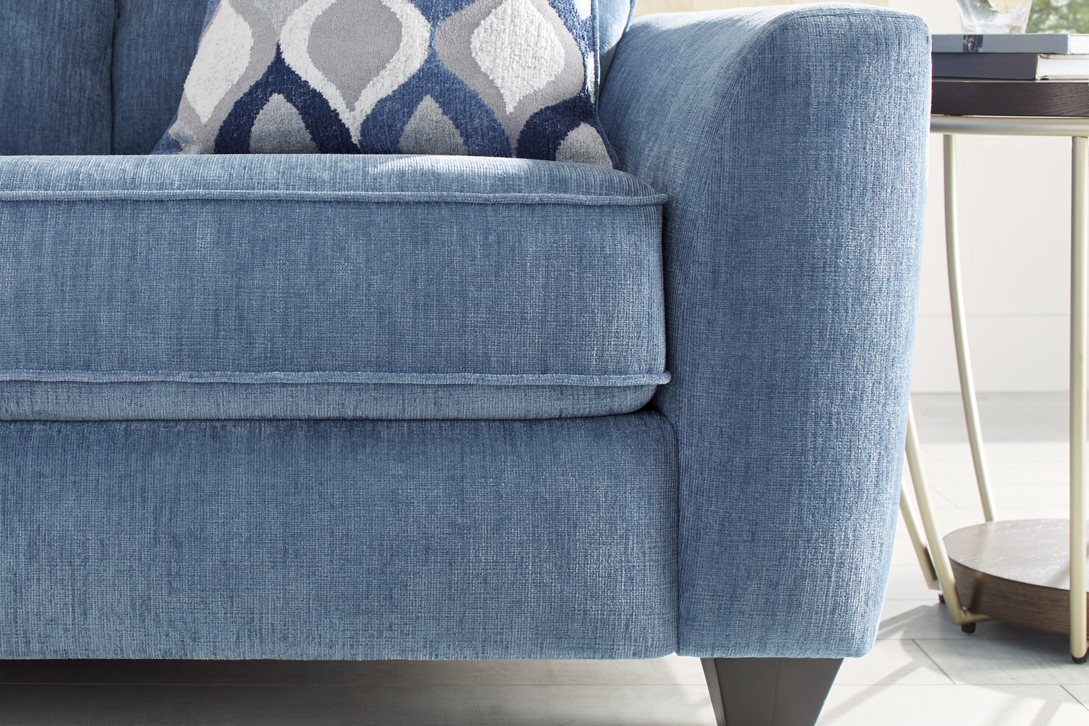 Dennin Heights Blue 2 Pc Living Room - Thumbnail - Image 5