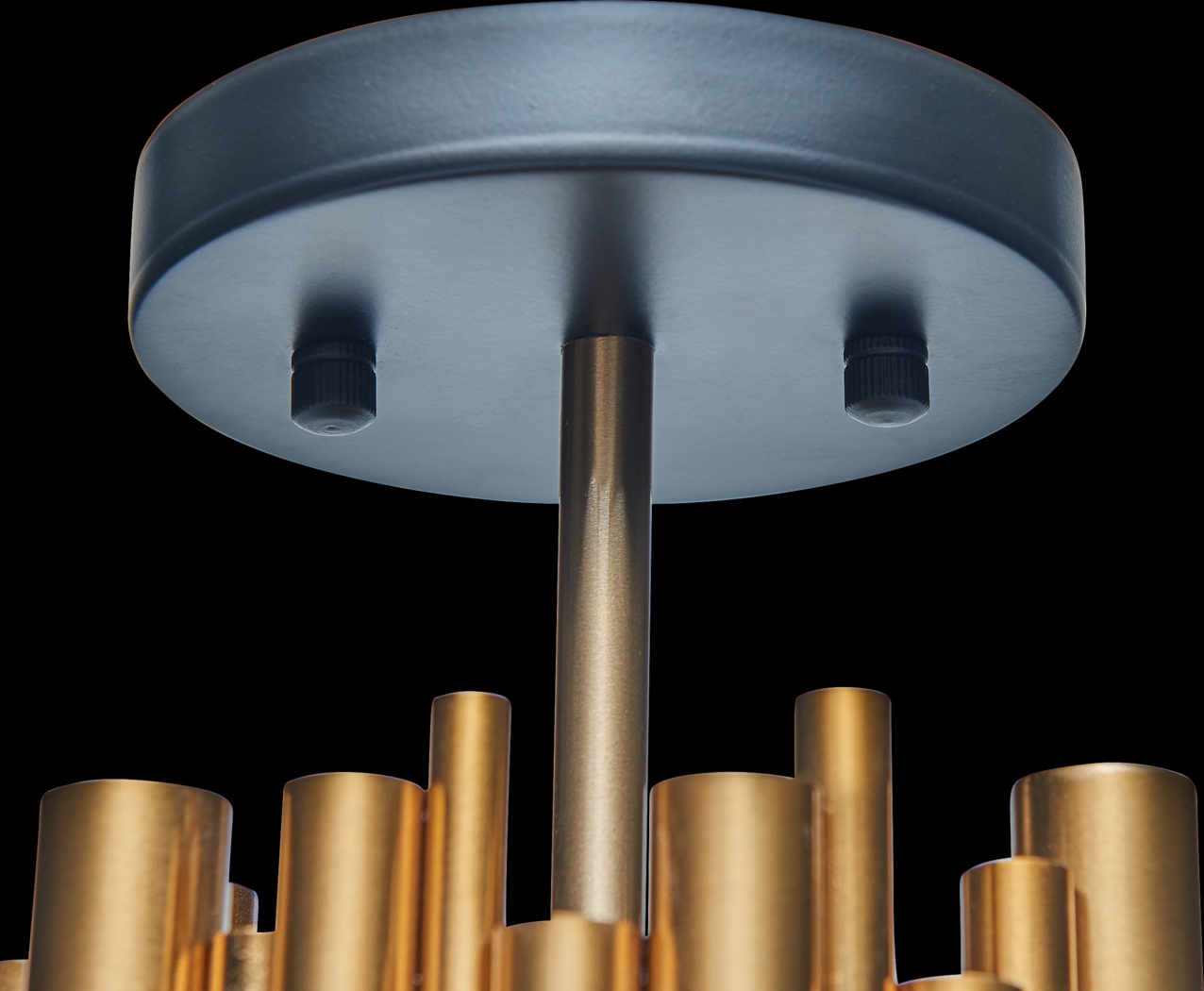 Dennis Avenue  Brass Chandelier - Thumbnail - Image 4