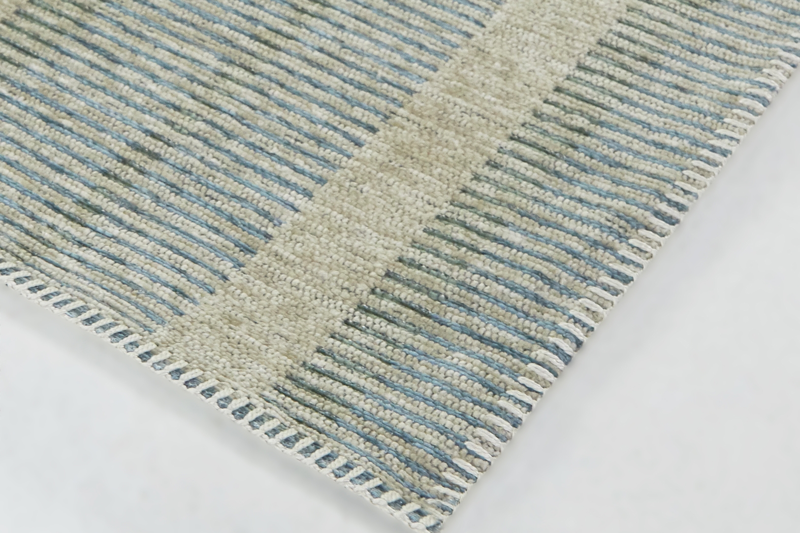 Diamora Olive 5'3 x 7' Indoor/Outdoor Rug - Thumbnail - Image 3