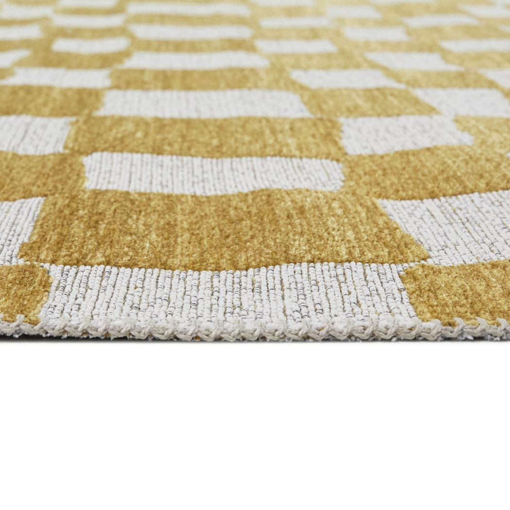 Dianyle Yellow 5'3 x 7' Area Rug - Thumbnail - Image 4