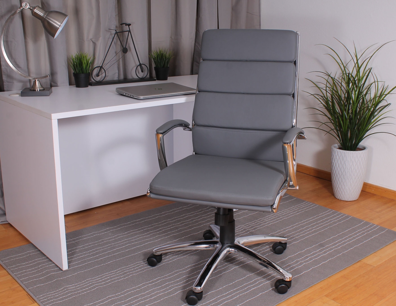 Dilkon Gray Desk Chair - Thumbnail - Image 2