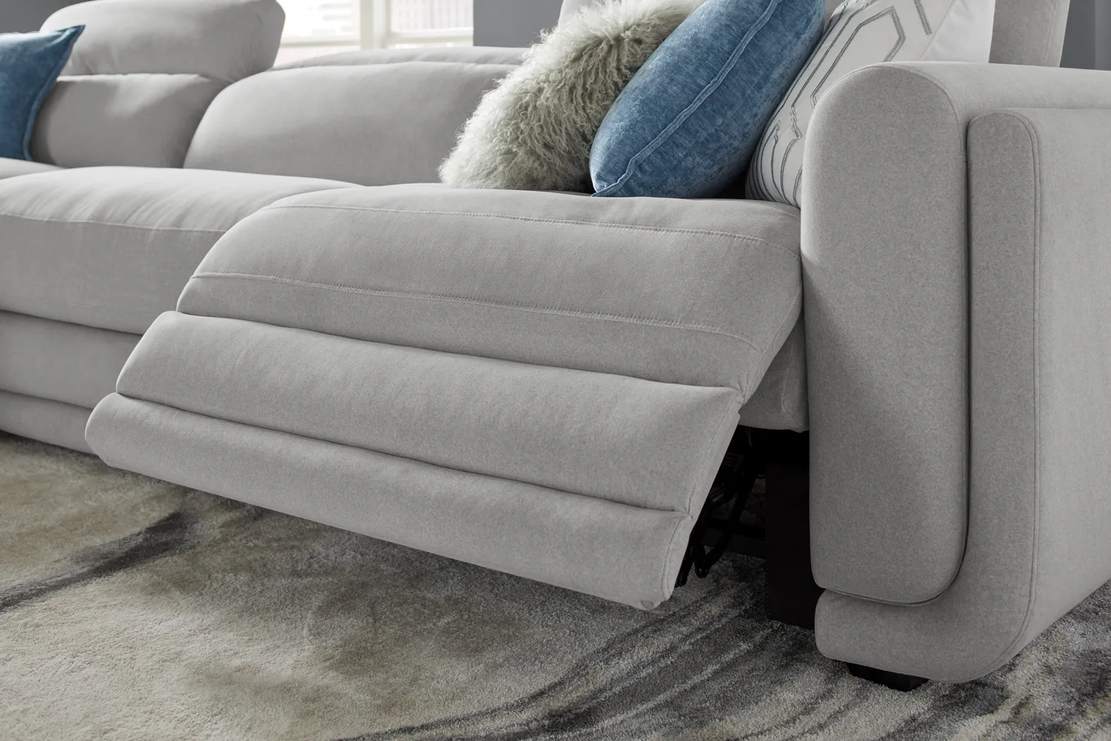 Dillon Smoke 3 Pc Dual Power Reclining Sectional - Image 7
