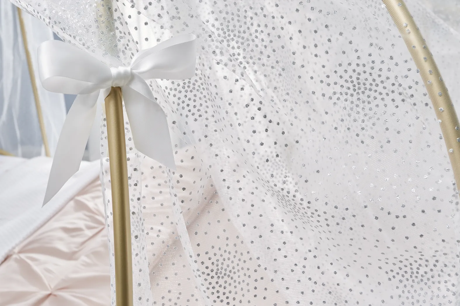 Disney Princess White Twin Carriage Canopy Bedroom - Thumbnail - Image 7