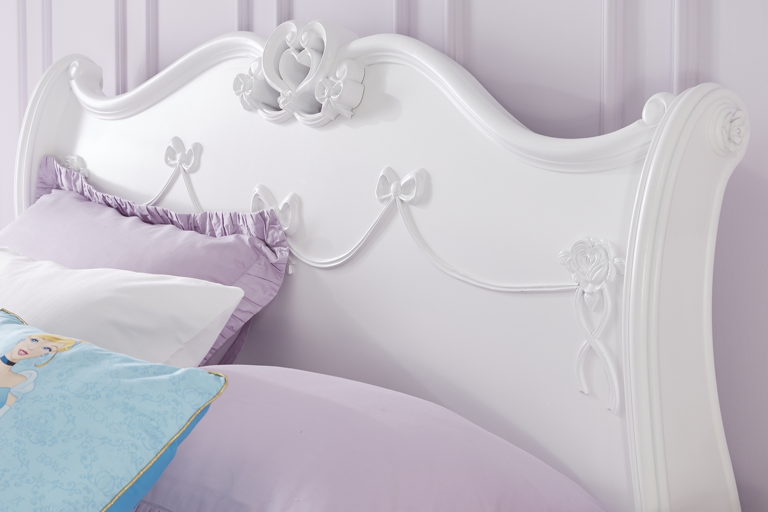 Disney Princess Fairytale White 4 Pc Twin Sleigh Bed with Twin Storage Trundle - Thumbnail - Image 2