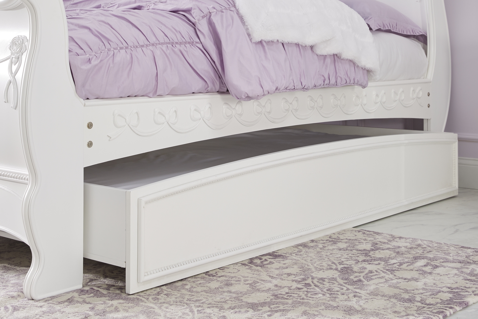 Disney Princess Fairytale White 4 Pc Twin Sleigh Bed with Twin Storage Trundle - Thumbnail - Image 4