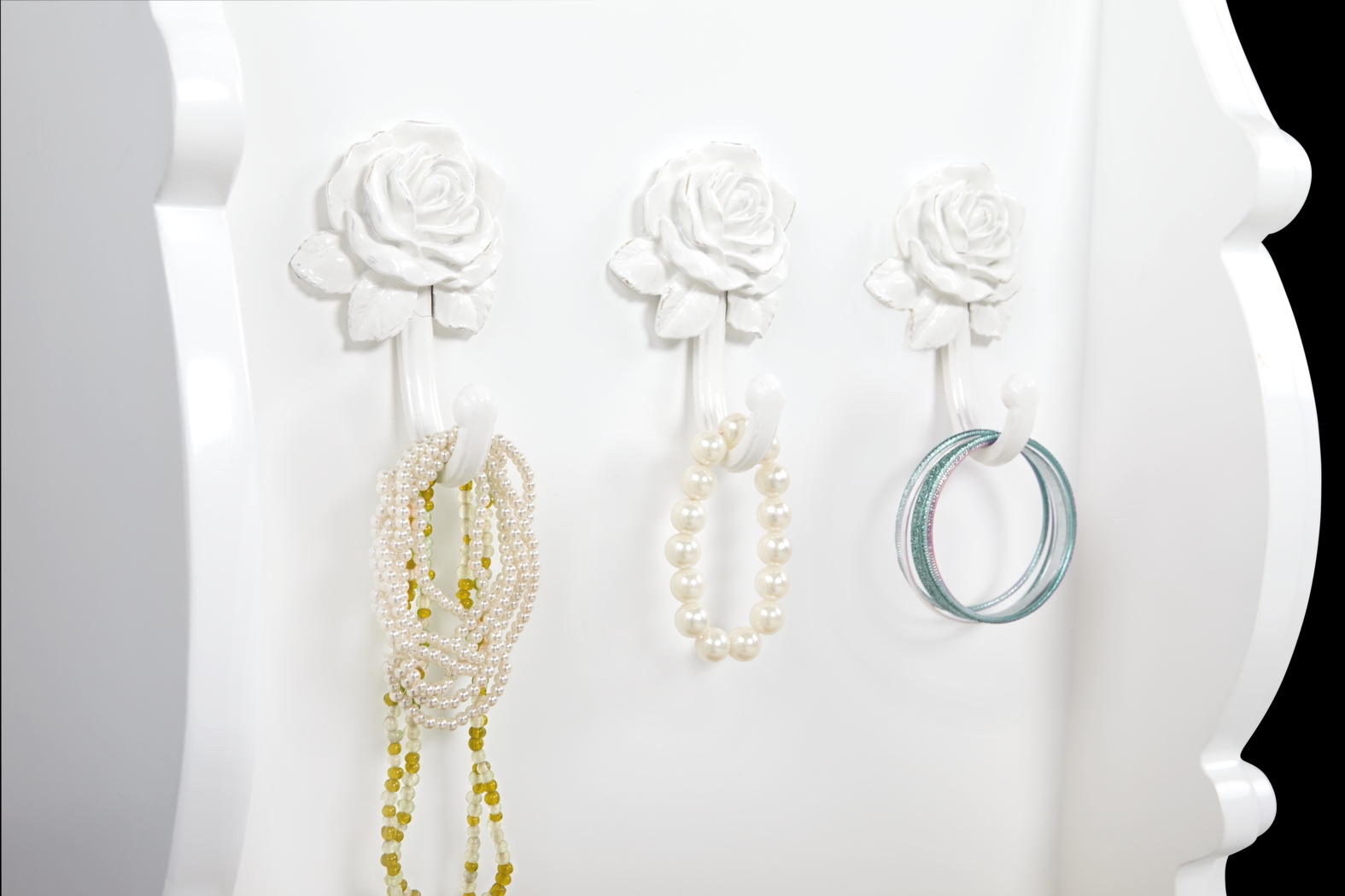 Disney Princess Fairytale White Bookcase - Thumbnail - Image 2