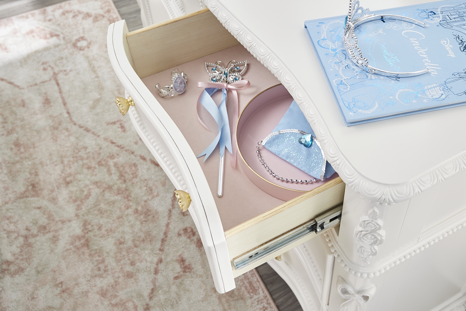 Disney Princess Sparkle White Bedroom with Royal Gold Full Carriage Bed - Thumbnail - Image 13