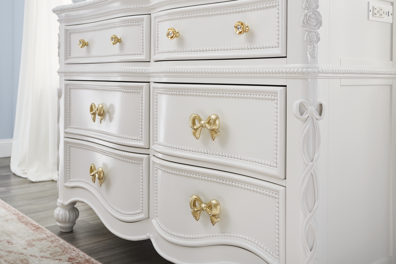 Disney Princess Sparkle White Bedroom with Royal Gold Full Carriage Bed - Thumbnail - Image 11