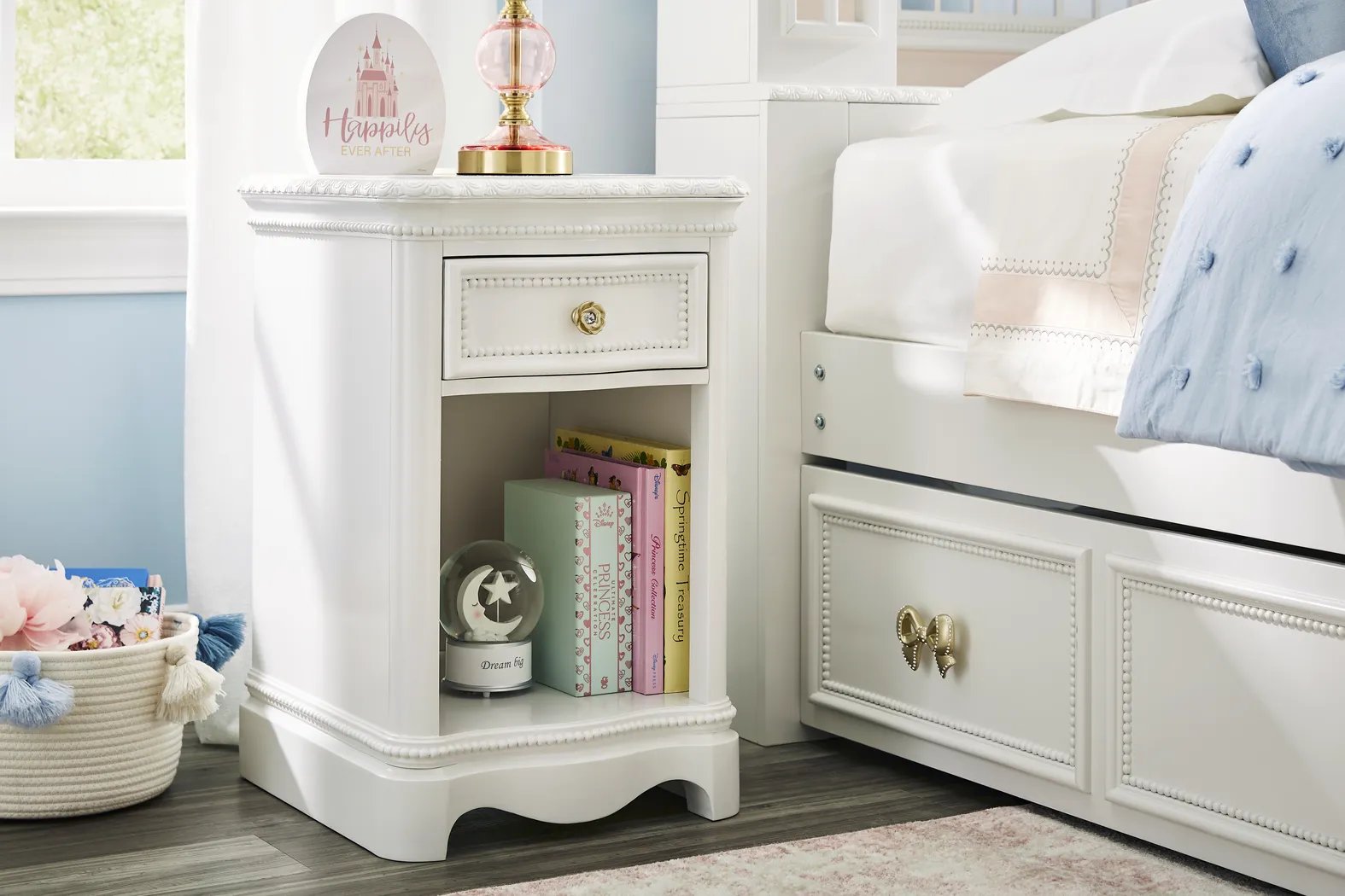 Disney Princess Sparkle White Single Drawer Nightstand - Thumbnail - Image 3