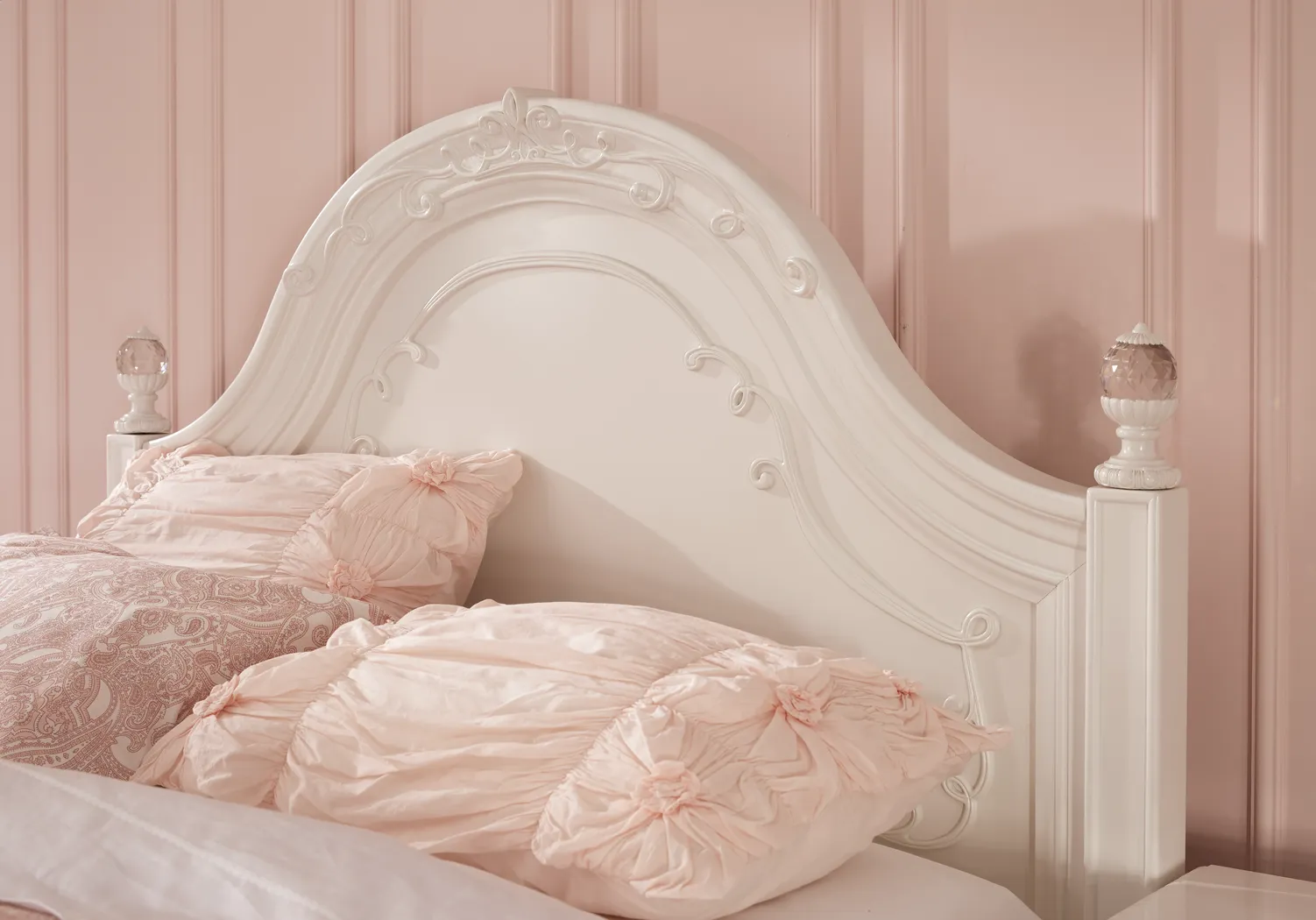 Disney Princess White Twin Panel Bedroom - Thumbnail - Image 6