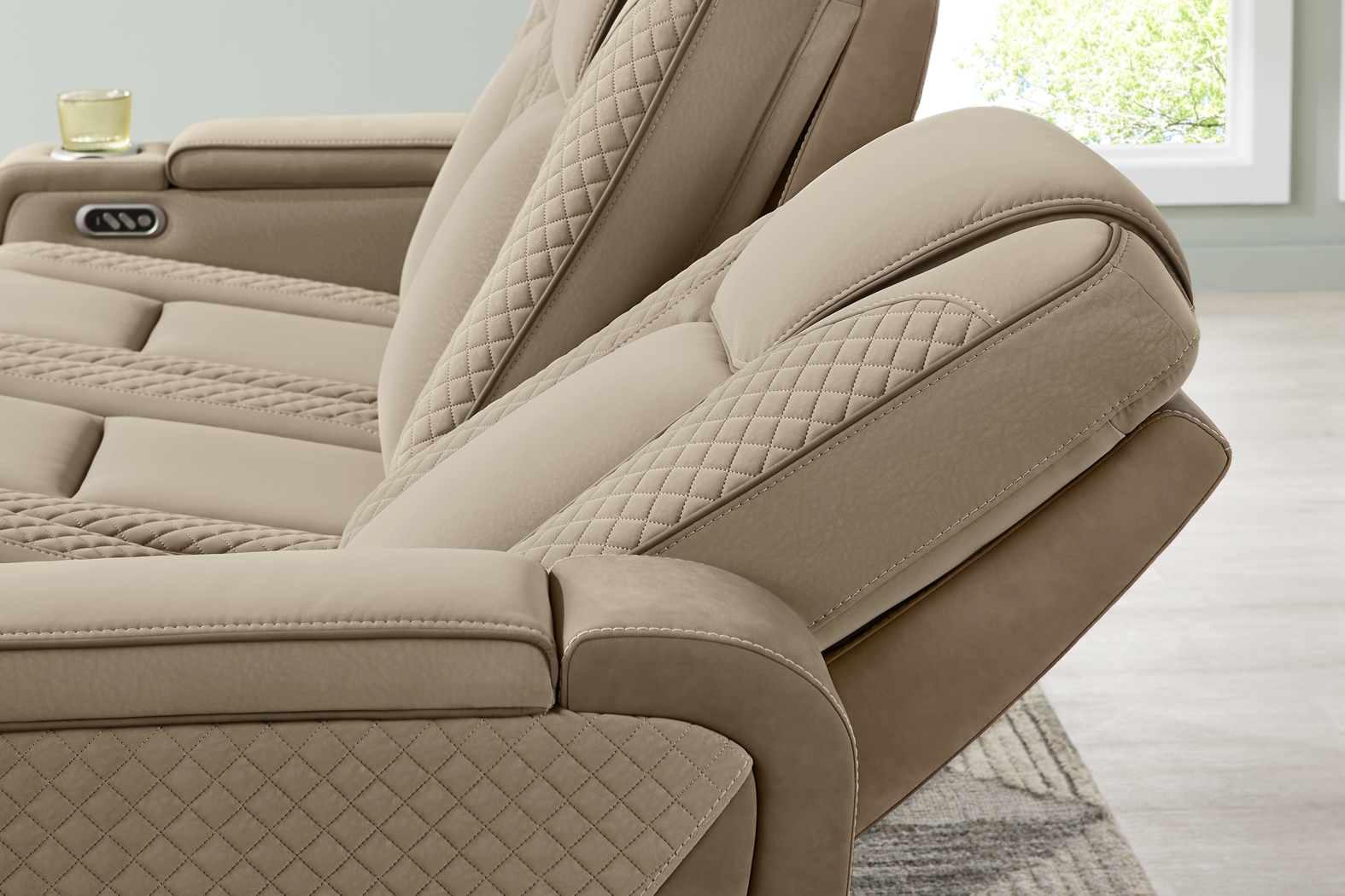 Donovan Park Beige 5 Pc Dual Power Reclining Living Room - Thumbnail - Image 6