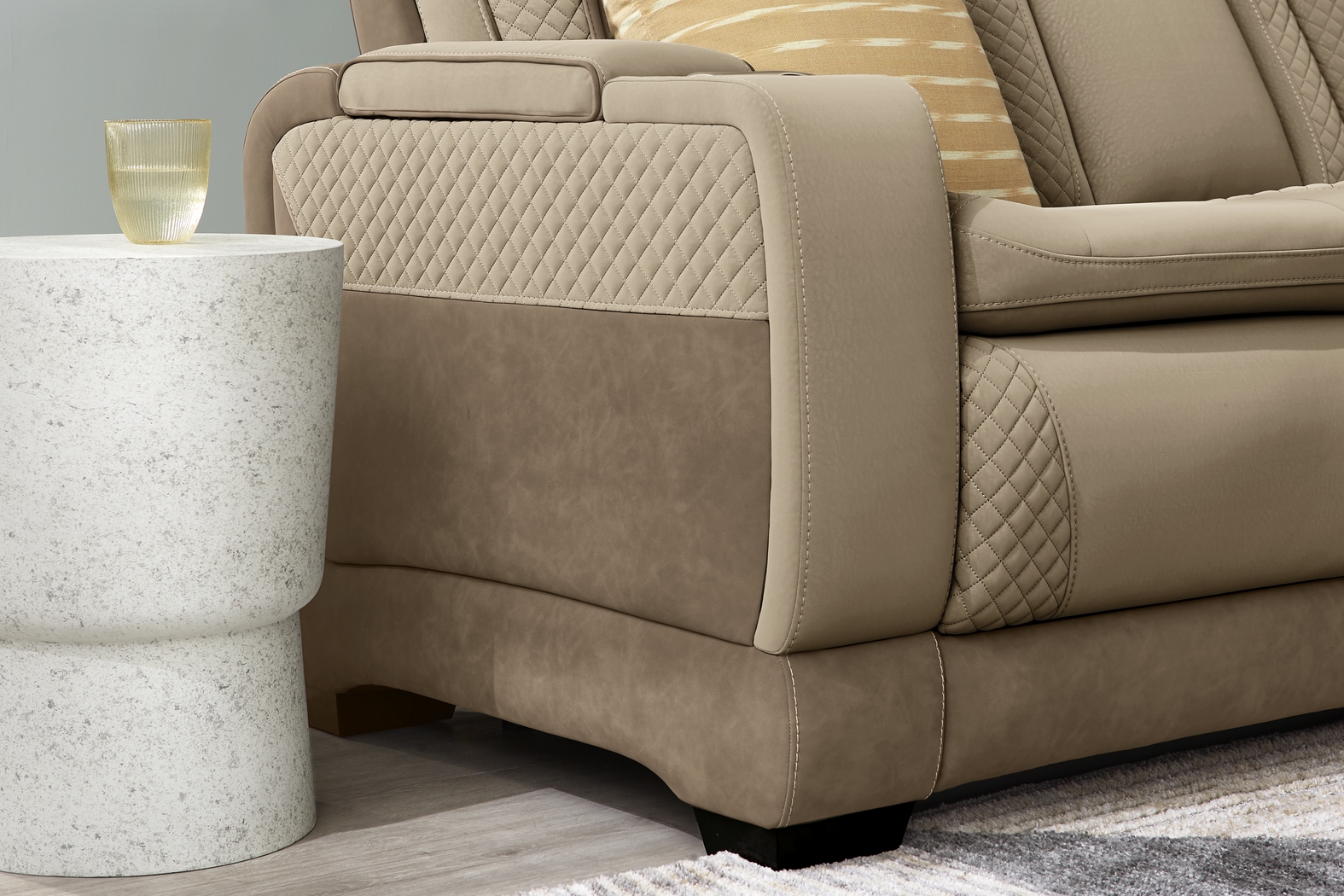 Donovan Park Beige 5 Pc Dual Power Reclining Living Room - Thumbnail - Image 7