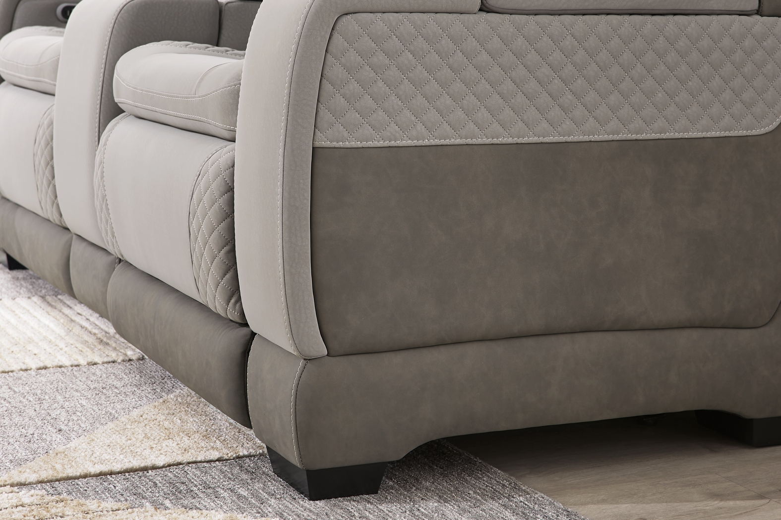 Donovan Park Gray 5 Pc Dual Power Reclining Living Room - Thumbnail - Image 17