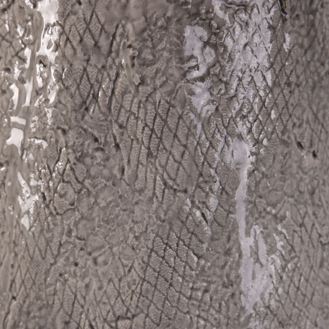 Dovederry Gray Lamp - Thumbnail - Image 2