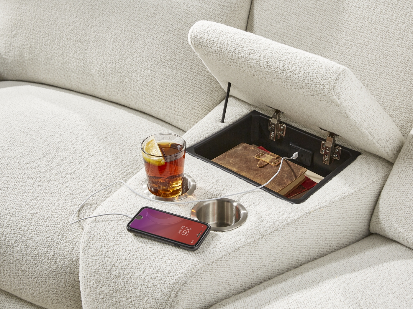 Yountville White 10 Pc Dual Power Reclining Sectional Living Room - Thumbnail - Image 10