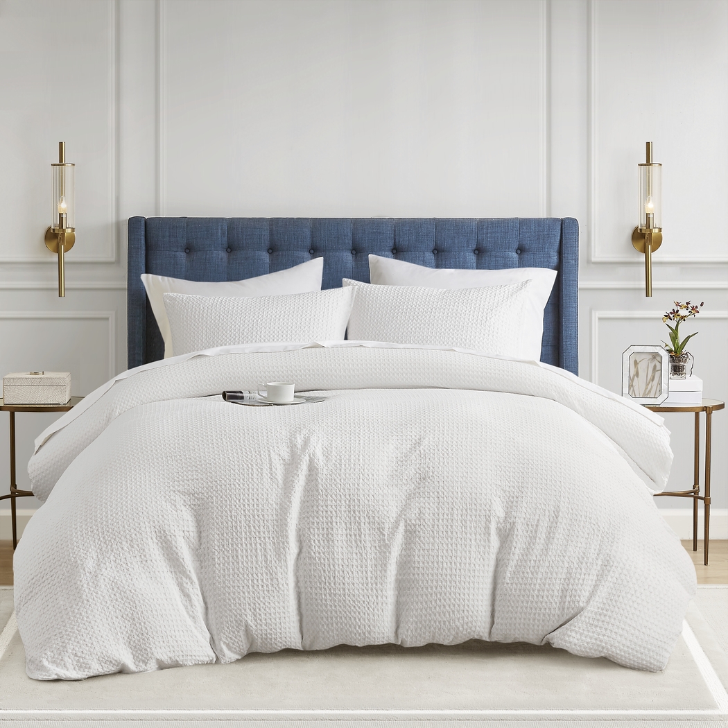 Drysdalea White Full/Queen 3 Pc Duvet Set - Thumbnail - Image 3