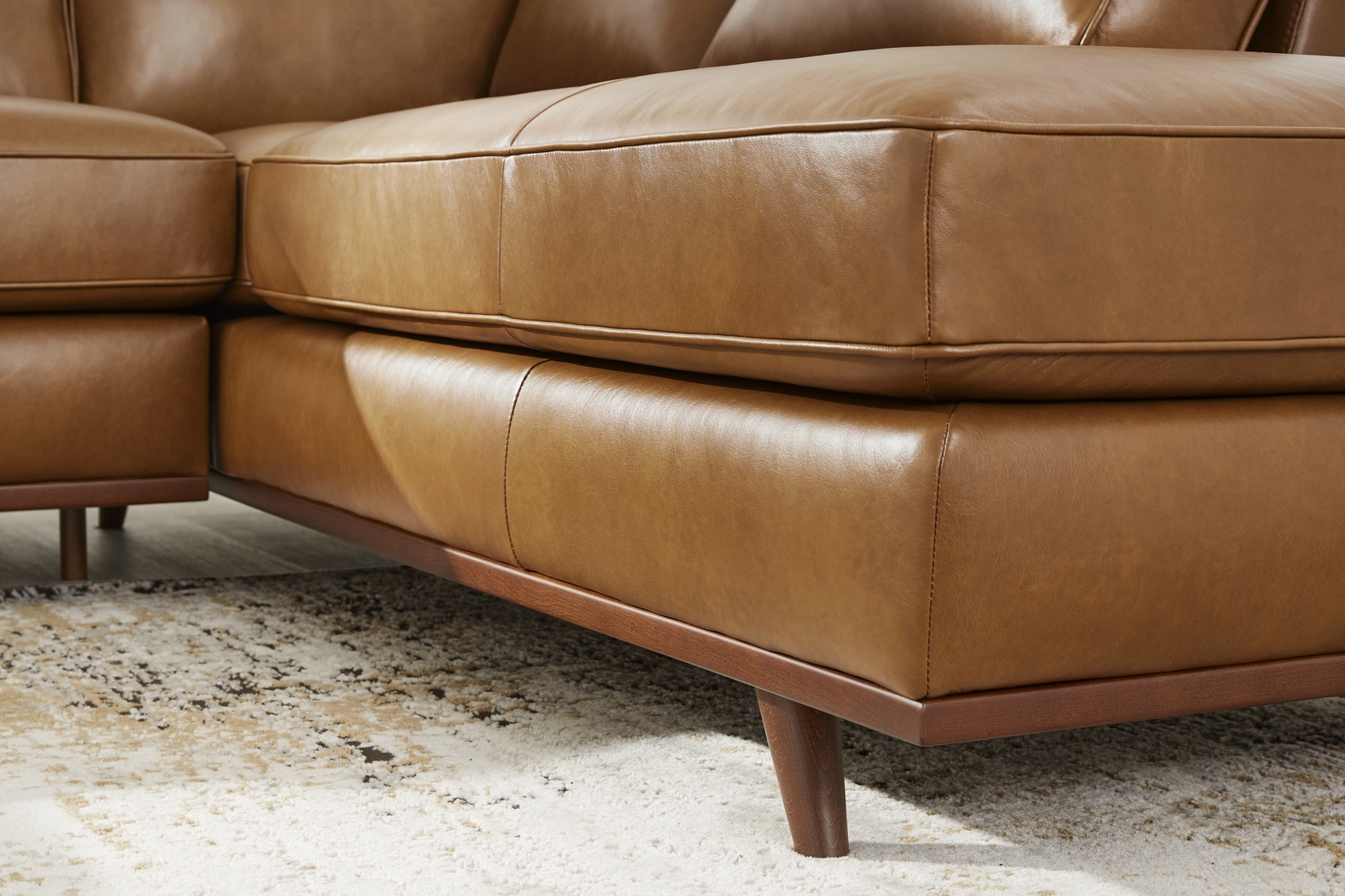 Duluth Caramel Leather 6 Pc Sectional Living Room - Thumbnail - Image 5