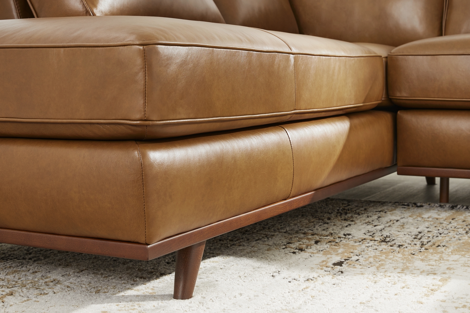 Duluth Caramel Leather 6 Pc Sectional Living Room - Thumbnail - Image 5