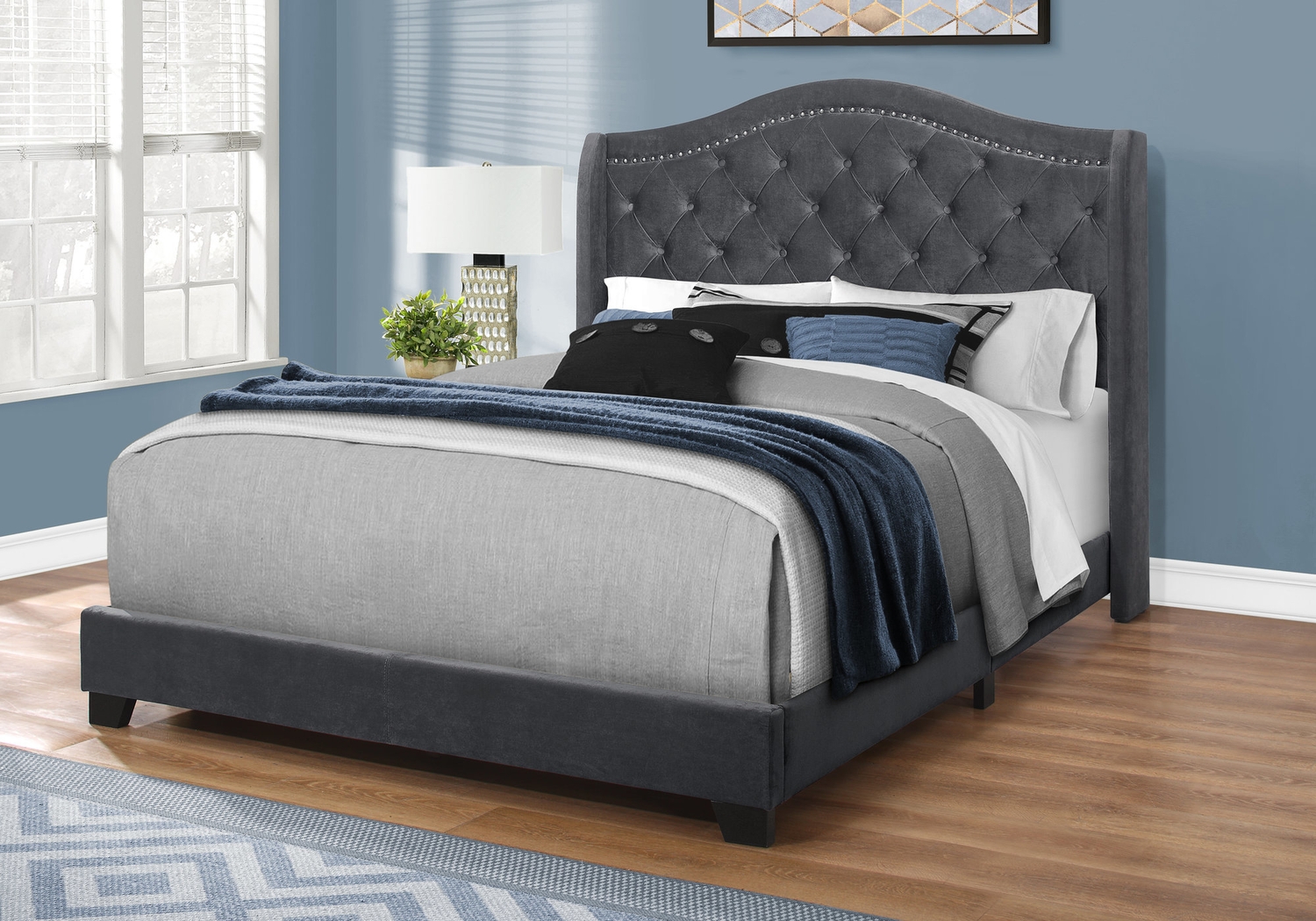 Dunalie Gray Queen Bed - Thumbnail - Image 2
