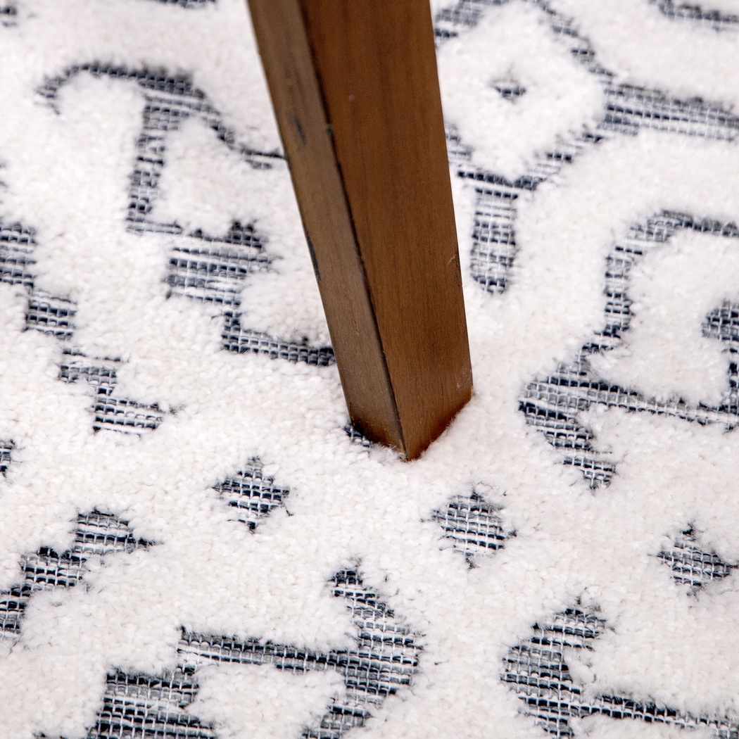 Dunnugan White 7'9 x 10'10 Rug - Thumbnail - Image 6